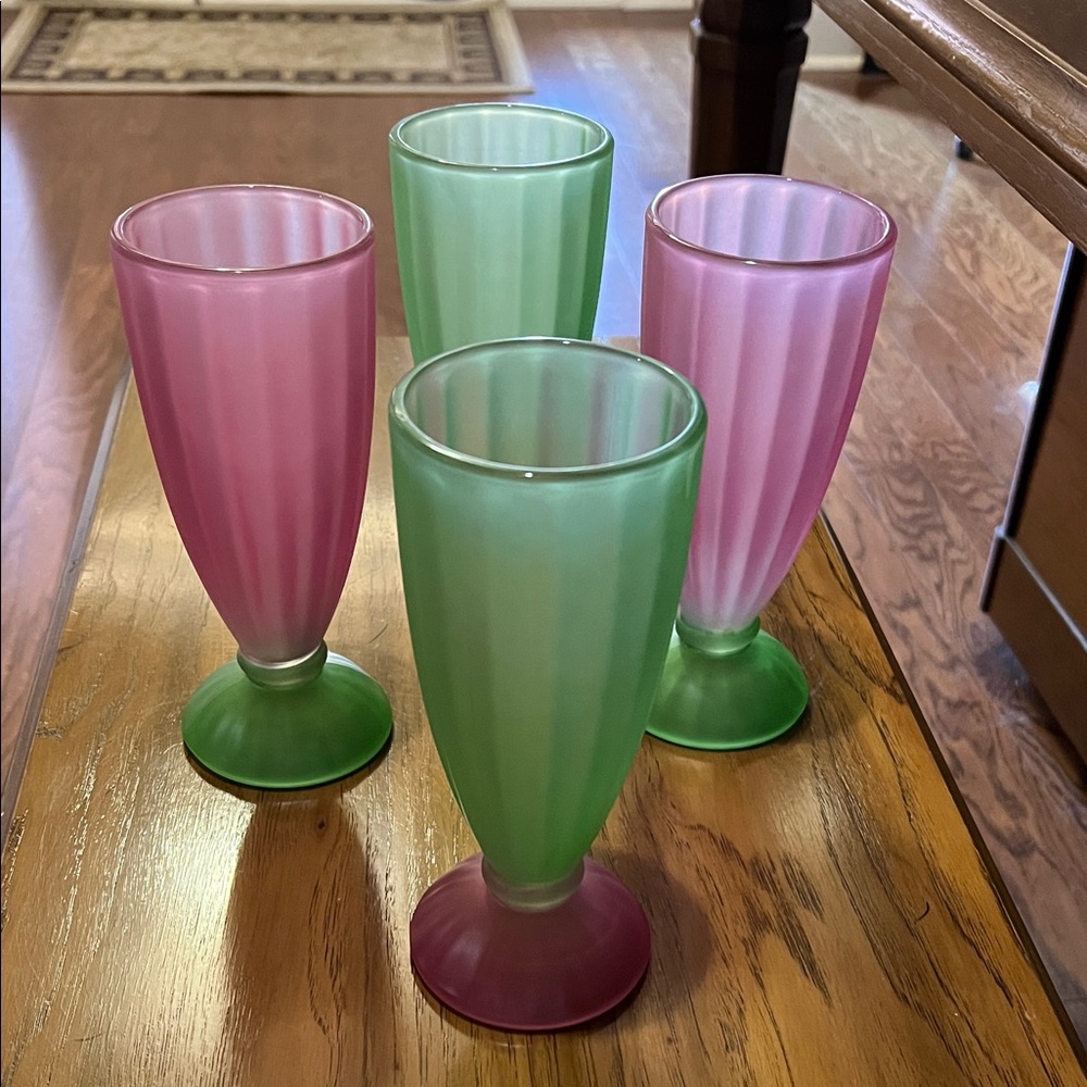 Set of Pink and Green Vintage Style Frosted  Glasses, set of 4